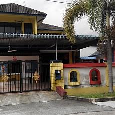 Q-dees Jalan Rosmerah