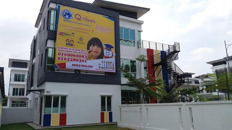 Q-dees Suria Villa Kajang